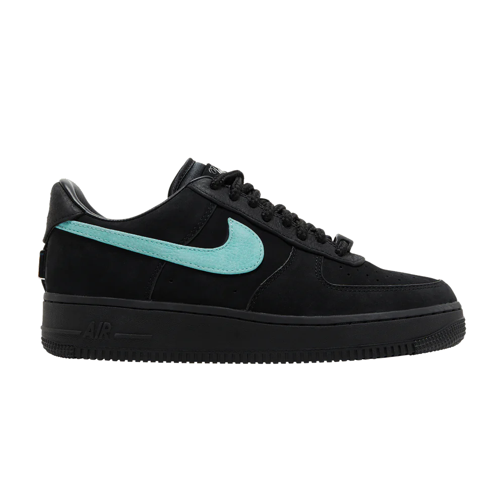 NIKE AIR FORCE 1 x Tiffany & Co.